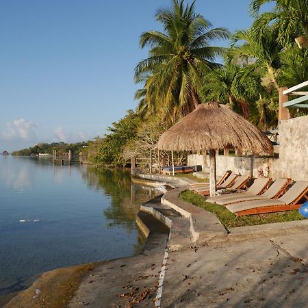 Villa Santuario Lake Front Oasis Бакалар Екстер'єр фото